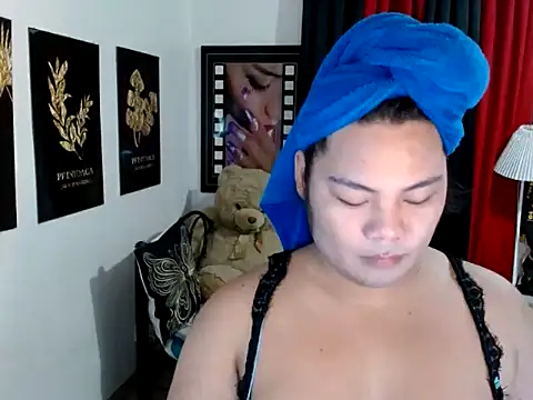 TSbrianaHugeCock online show from April 2026 02:30:01 PM