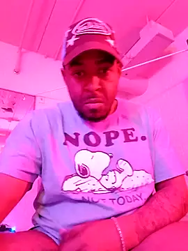 Snapshot of Nuttygmarley chatting on November 2025 01:47:02 PM Nuttygmarley online show from November 2025 01:47:02 PM