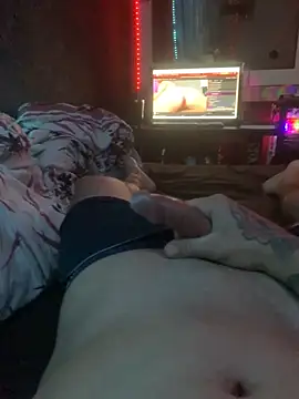 Snapshot of o-theus chatting on October 2025 04:18:01 PM o-theus online show from October 2025 04:18:01 PM