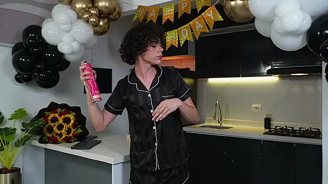 Timmyshy  online show from December 2025 08:35:01 PM