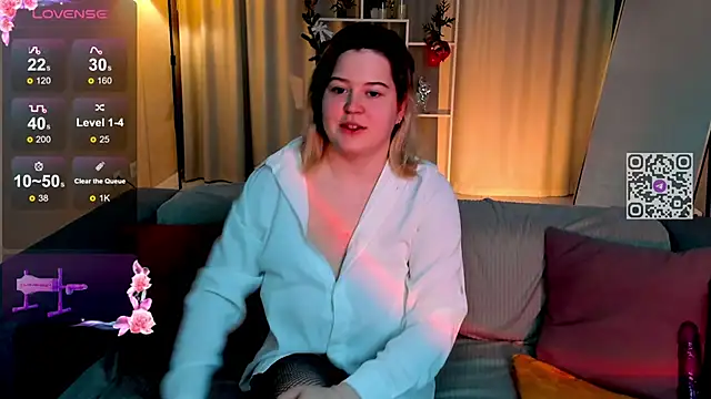 HelenHartt online show from December 2025 01:48:02 AM