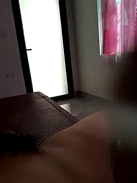 Snapshot of quoc85 chatting on October 2025 05:08:02 AM quoc85 online show from October 2025 05:08:02 AM