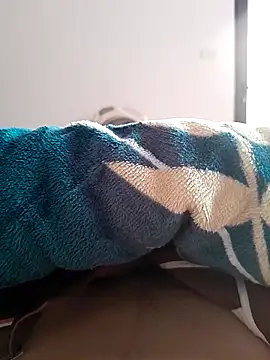 Snapshot of quoc85 chatting on February 2026 04:02:01 AM quoc85 online show from February 2026 04:02:01 AM