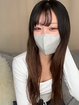 Snapshot of emiiiii1001 chatting on November 2025 02:10:01 AM emiiiii1001 online show from November 2025 02:10:01 AM