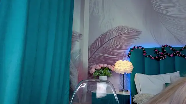 Monica Leen online show from November 2025 06:34:02 AM