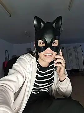 SweetSun69 online show from April 2026 06:25:01 PM