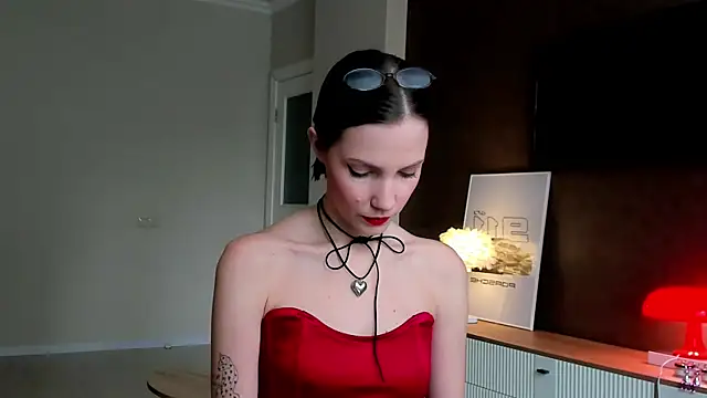 AdeleShinemm online show from October 2025 04:01:02 AM