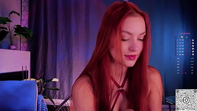 GildedKitten online show from November 2025 06:50:02 PM