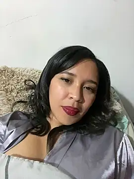 Esmeraldagh  online show from September 2025 02:57:01 AM