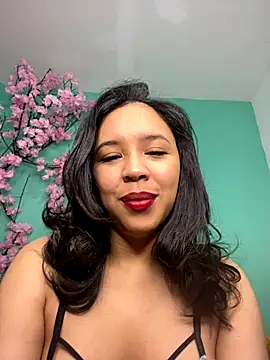 Esmeraldagh  online show from November 2025 09:41:01 AM