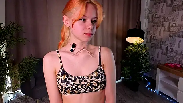 TiannaBorlace online show from July 2026 02:05:02 AM