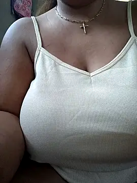 Snapshot of lady_rosie chatting on October 2025 12:33:02 AM lady rosie online show from October 2025 12:33:02 AM