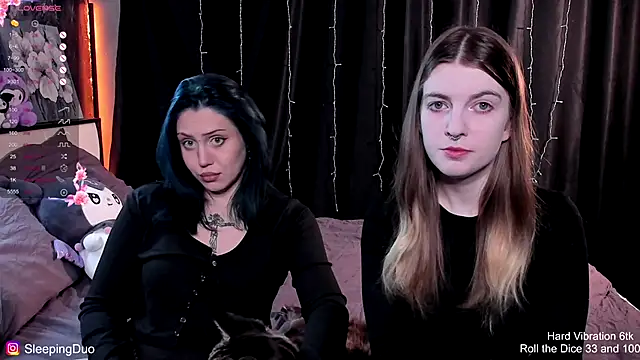 Threesomebabes online show from November 2025 03:04:01 PM