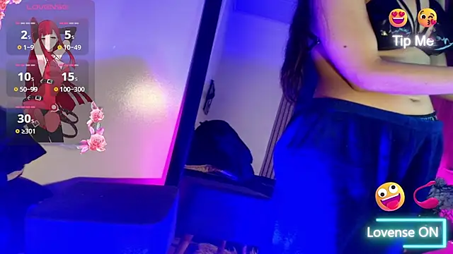 Snapshot of Valkiria_09 chatting on October 2025 03:59:02 AM Valkiria 09 online show from October 2025 03:59:02 AM