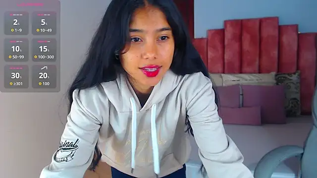 Snapshot of Milaa_Star_ chatting on October 2025 04:01:02 AM Milaa Star online show from October 2025 04:01:02 AM