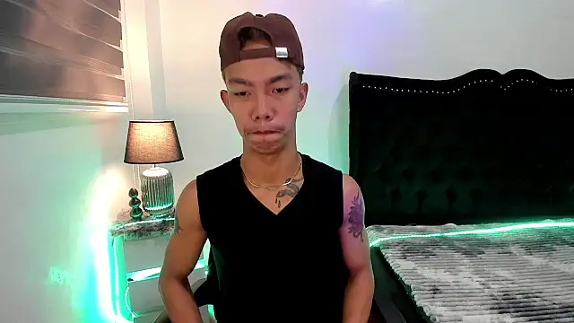 jersthebigfuckerxxx online show from October 2025 02:31:02 AM