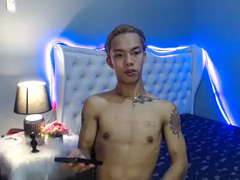 jersthebigfuckerxxx online show from October 2025 01:01:01 PM