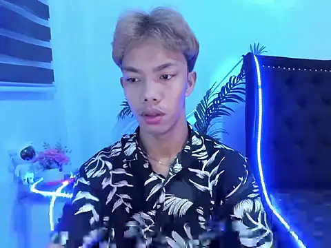 jersthebigfuckerxxx online show from November 2025 02:23:01 AM