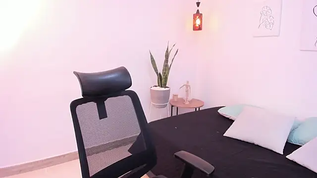 kylerose07 online show from October 2025 04:01:02 AM