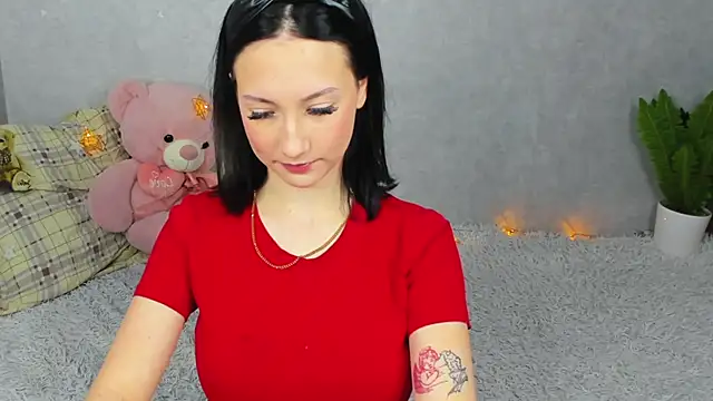 Snapshot of EileenMoores chatting on November 2025 02:40:02 PM EileenMoores online show from November 2025 02:40:02 PM