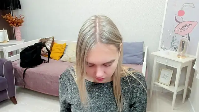 Snapshot of Vel1ka chatting on December 2025 04:30:02 AM Vel1ka online show from December 2025 04:30:02 AM