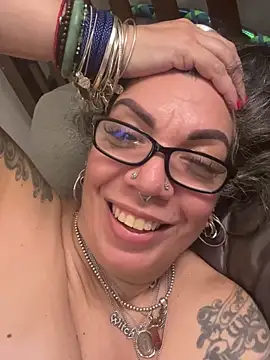 dieseldame1313 online show from February 2025 08:05:01 AM