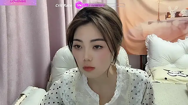 Snapshot of bao-bao- chatting on April 2026 12:42:01 PM bao-bao- online show from April 2026 12:42:01 PM