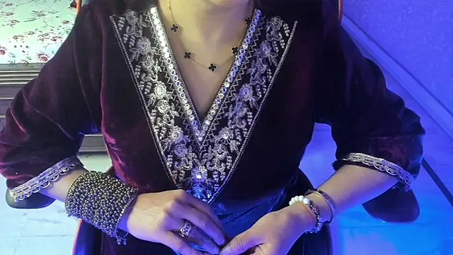 Snapshot of ShylaGill chatting on December 2025 11:30:02 AM ShylaGill online show from December 2025 11:30:02 AM