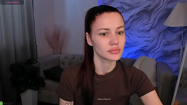 Aria Mila online show from May 2026 03:03:02 AM