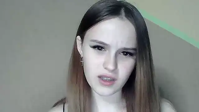 Snapshot of SweetLoraa chatting on September 2025 06:02:01 PM SweetLoraa online show from September 2025 06:02:01 PM