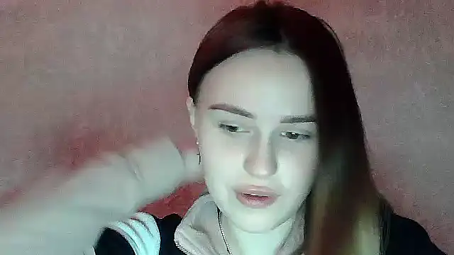 Snapshot of SweetLoraa chatting on December 2025 08:13:02 PM SweetLoraa online show from December 2025 08:13:02 PM