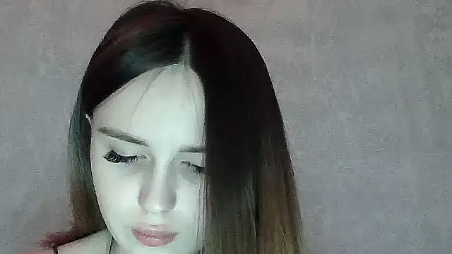 Snapshot of SweetLoraa chatting on January 2026 07:02:02 AM SweetLoraa online show from January 2026 07:02:02 AM