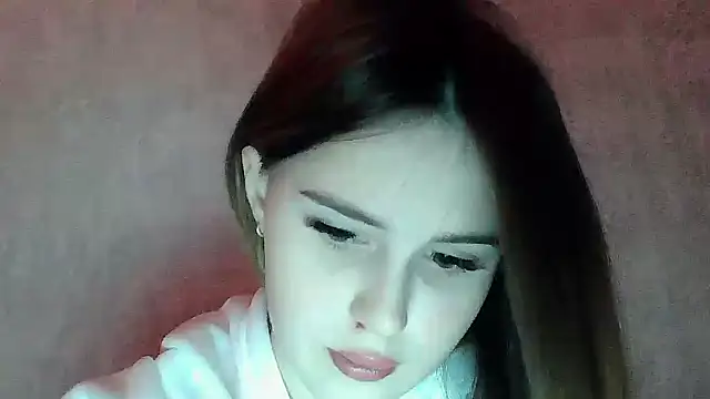 Snapshot of SweetLoraa chatting on February 2026 04:33:01 PM SweetLoraa online show from February 2026 04:33:01 PM