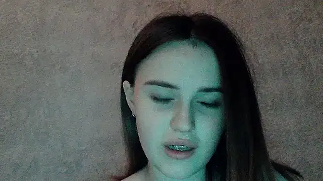 SweetLoraa online show from March 2026 08:17:01 PM