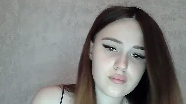 Snapshot of SweetLoraa chatting on June 2026 01:57:01 PM SweetLoraa online show from June 2026 01:57:01 PM