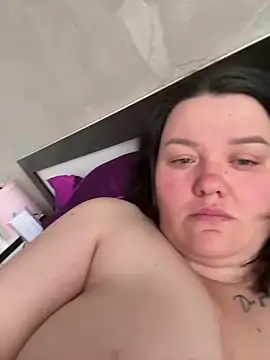 SunnyLeila2101 online show from April 2026 04:12:02 AM