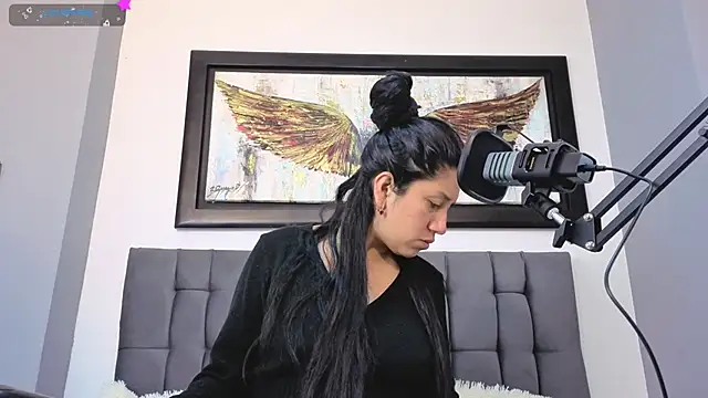 MihaCarther online show from October 2025 12:22:02 PM