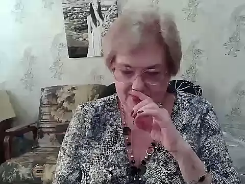 Snapshot of Renata62011 chatting on April 2026 11:44:02 AM Renata62011 online show from April 2026 11:44:02 AM