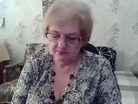 Snapshot of Renata62011 chatting on May 2026 12:10:01 PM Renata62011 online show from May 2026 12:10:01 PM