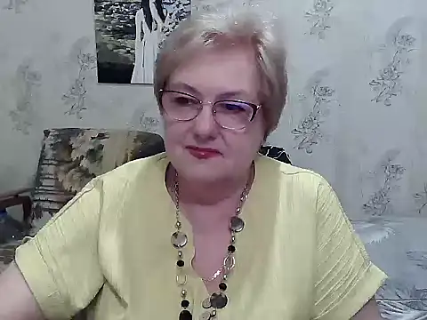 Snapshot of Renata62011 chatting on May 2026 03:35:01 AM Renata62011 online show from May 2026 03:35:01 AM