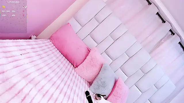 Snapshot of Ana_leal chatting on January 2026 06:34:01 PM Ana leal online show from January 2026 06:34:01 PM