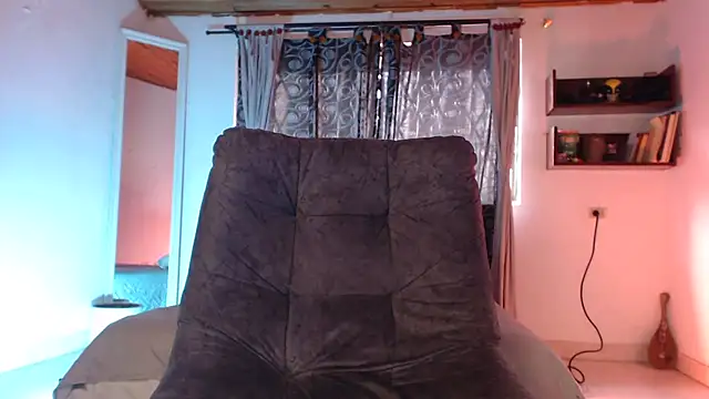ArturoCardona  online show from May 2026 09:21:02 PM