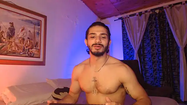 ArturoCardona  online show from June 2026 12:22:02 AM
