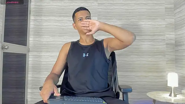 KingStark  online show from January 2026 02:37:02 AM