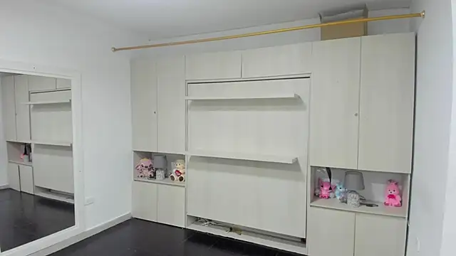 LilyWhitney online show from June 2026 04:04:01 AM