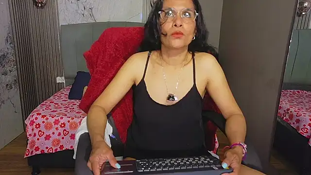 Vanessa 7  online show from March 2026 12:04:02 AM