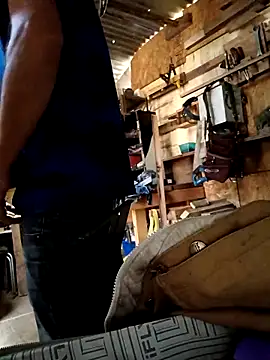 Snapshot of Canuseemeray chatting on December 2025 04:58:02 PM Canuseemeray online show from December 2025 04:58:02 PM