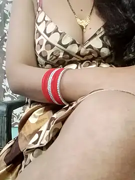 Snapshot of riya_reena chatting on December 2025 10:43:01 AM riya reena online show from December 2025 10:43:01 AM