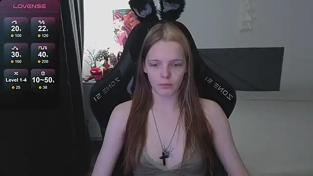 Luna Navy online show from September 2025 09:12:02 AM