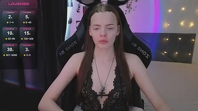 Luna Navy online show from March 2026 06:07:01 AM